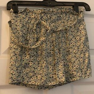 Kids floral shorts